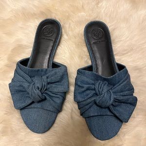 New Tory Burch denim flat sandals size 6